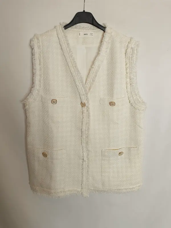 MANGO. Chaleco beige tweed T.m