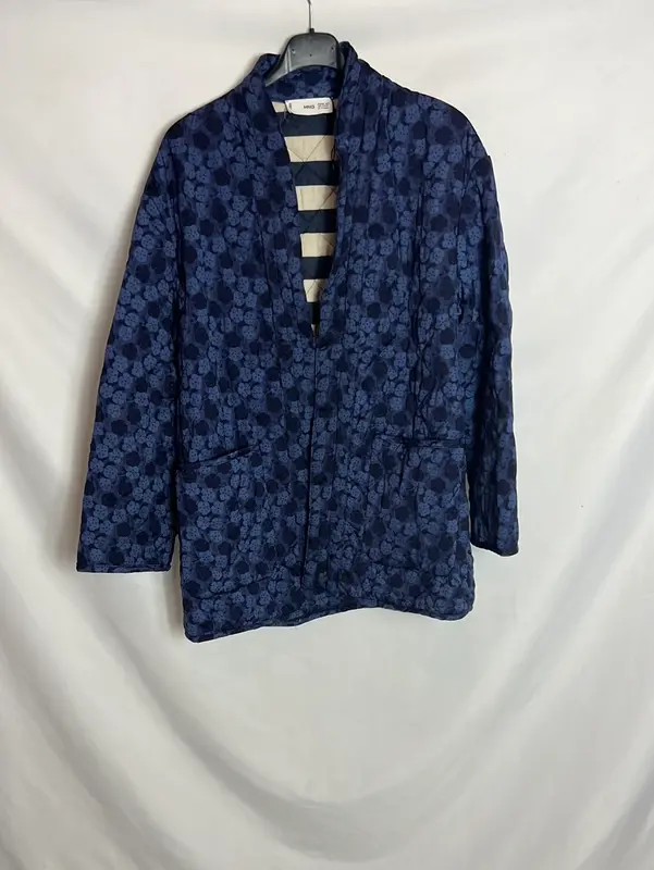MANGO. Chaqueta acolchada estampada. T XS/S