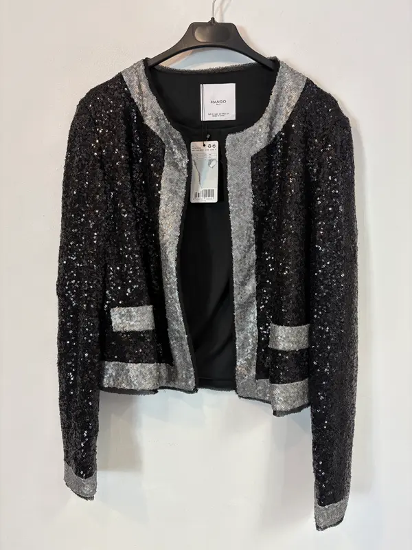 MANGO. Chaqueta lentejuelas mini