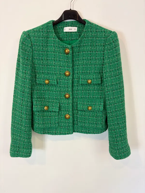 MANGO. Chaqueta tweed verde botones. T S