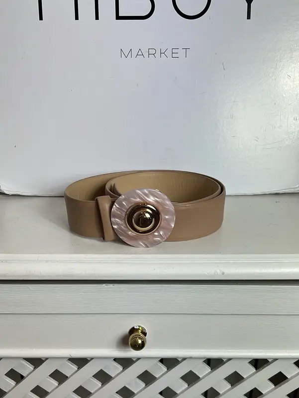 MANGO. Cinturón beige detalle hebilla. T S