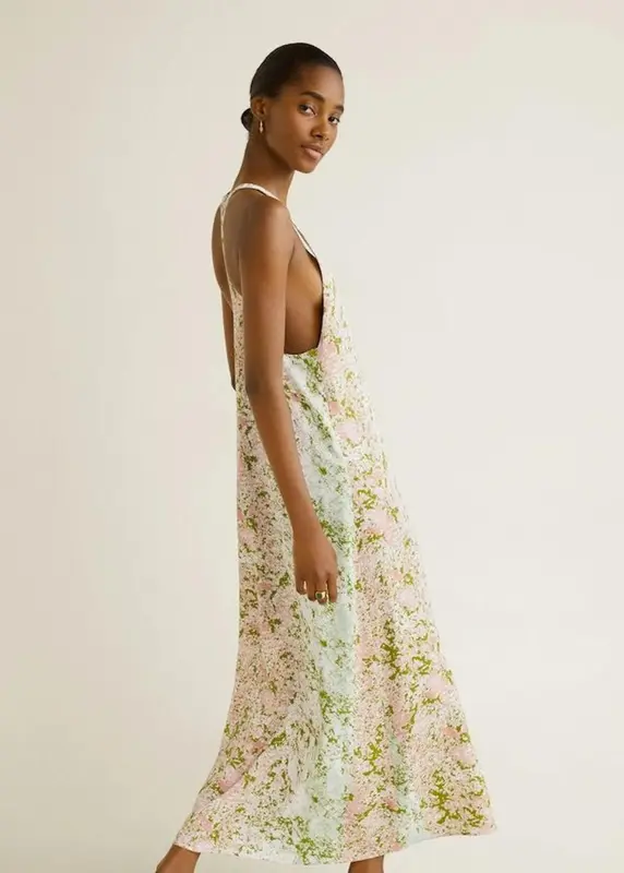 MANGO COMMITTED. Vestido largo fluido con diseño estampado