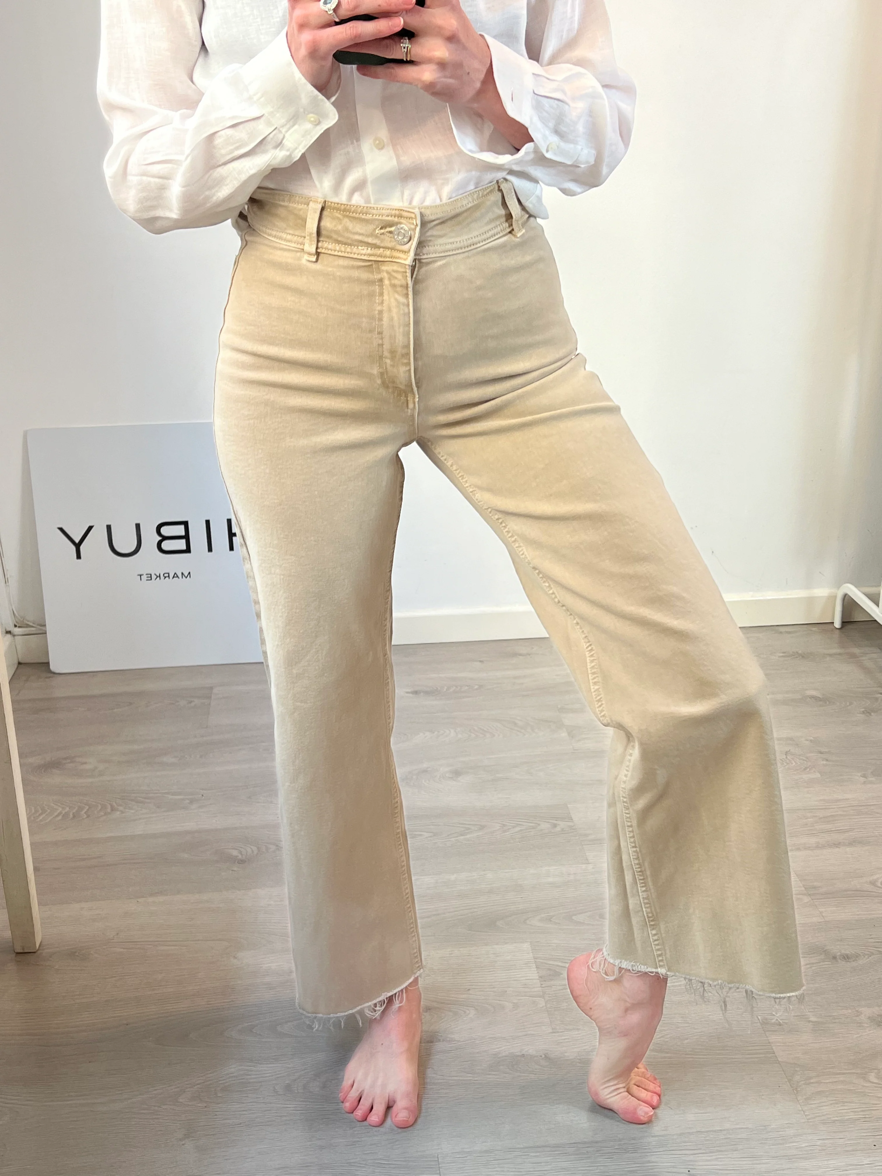 MANGO. Denim recto beige tostado. T 34