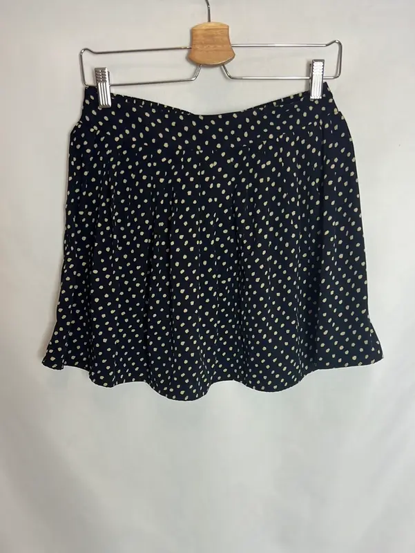 MANGO. Falda corta corta fluida topitos. T M