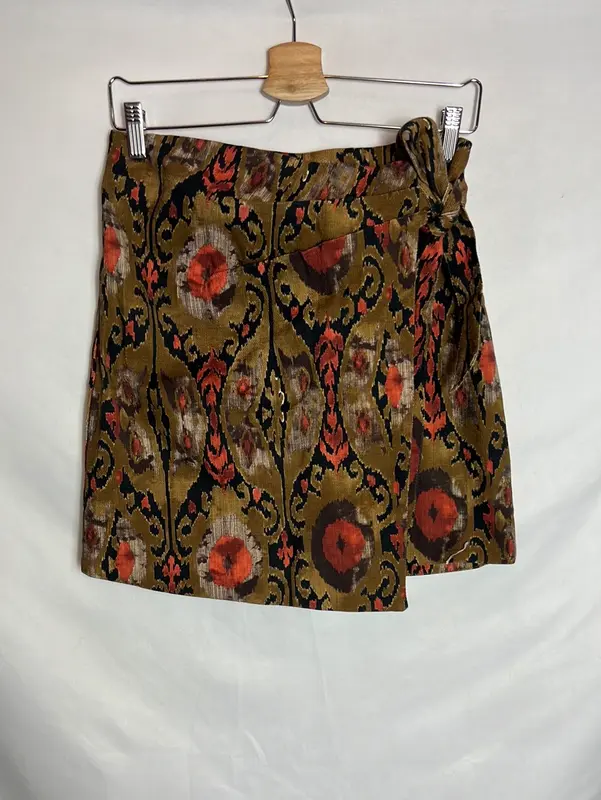 MANGO. Falda corta estampada T.m