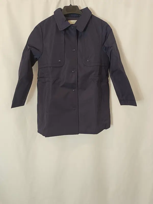 MANGO. Parka azul impermeable T.8 años