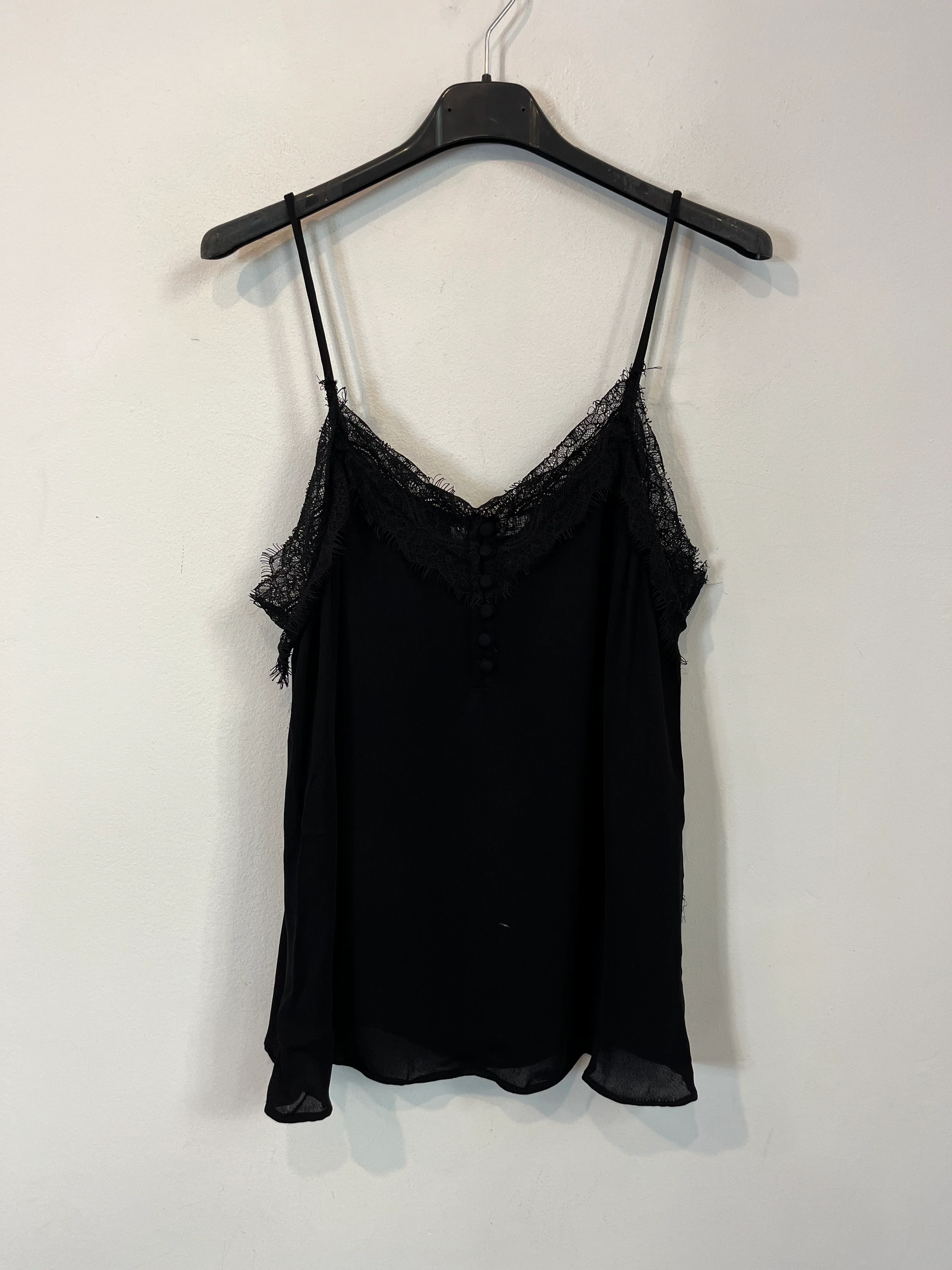 MANGO. Top lencero negro encaje. T S