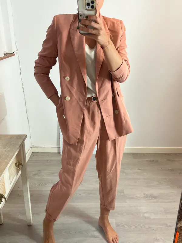MANGO. Traje de chaqueta teja T.m/l