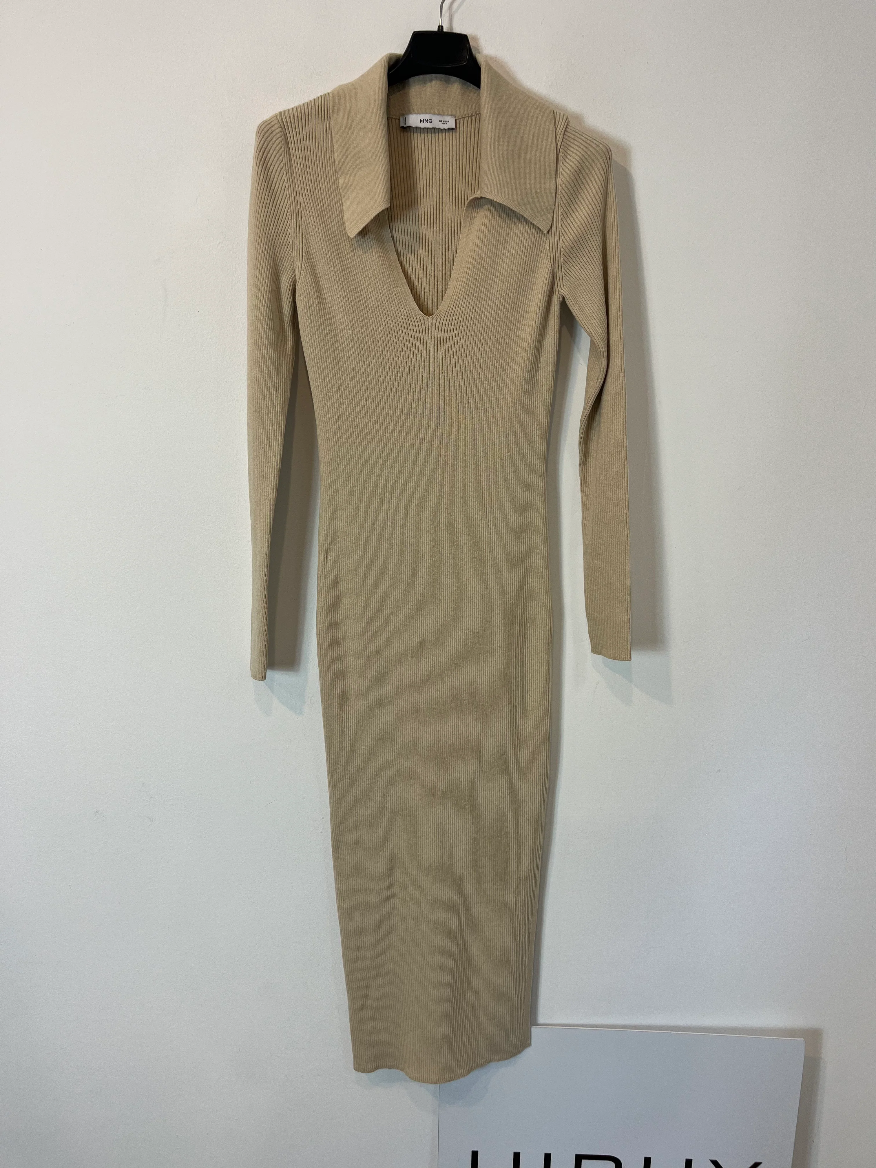 MANGO. Vestido canalé beige. T.M