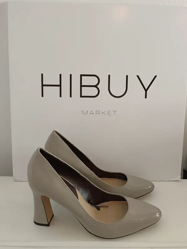 MANGO. Zapatos gris charol T.38