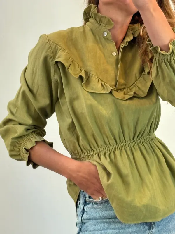 MARTINE LOVE. Blusa lino rustico verde