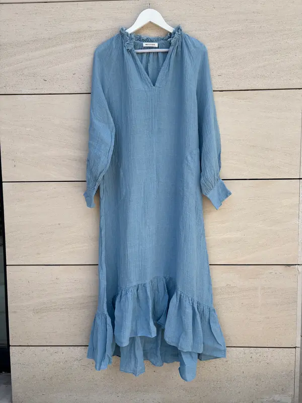 MASSCOB. Vestido azul claro lino asimétrico