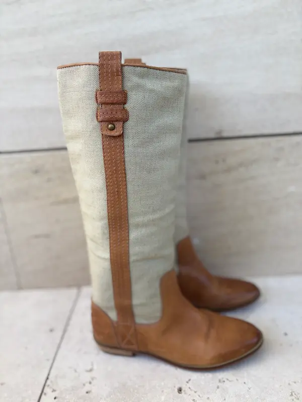 MASSIMO DUTTI. Botas altas doble textura. T 38