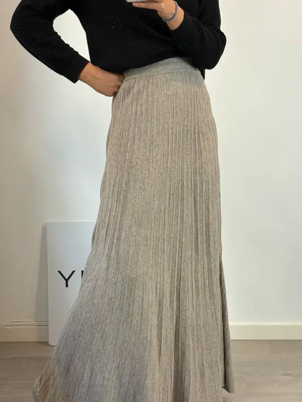 MASSIMO DUTTI. Falda larga plisada jaspeada