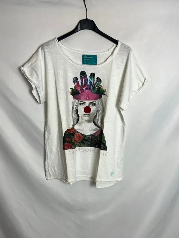 MDEAR TEE. Camiseta hablan a dibujo. T L