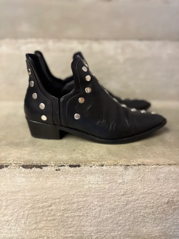 MICUIR. Punky boots en negro. T39