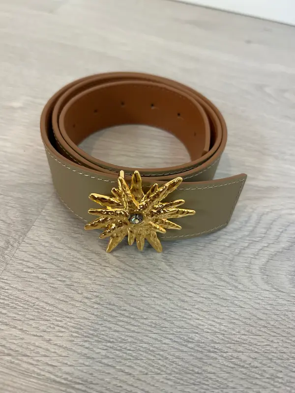 MICUIR X DOSPRIMERAS. Cinturón beige estrella T.s
