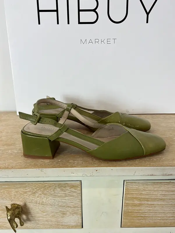 MINT&ROSE. Zapatos verdes piel doble textura. T 38