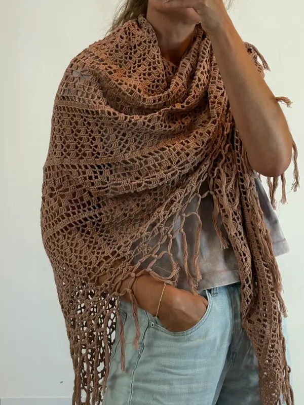 MUCHE ET MUCHETTE. Toquilla beige croché