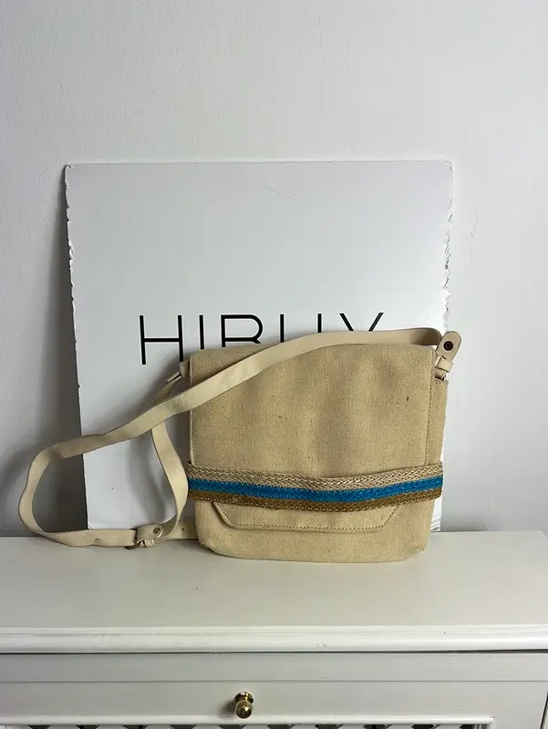 NICE THINGS. Bolso tela beige semirrígido