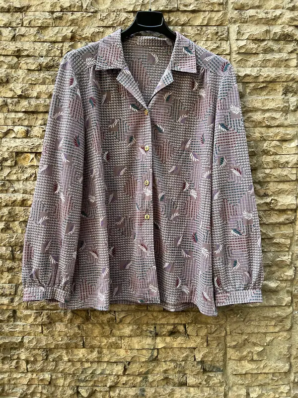 OTRAS. Blusa morada vintage T.u(m)
