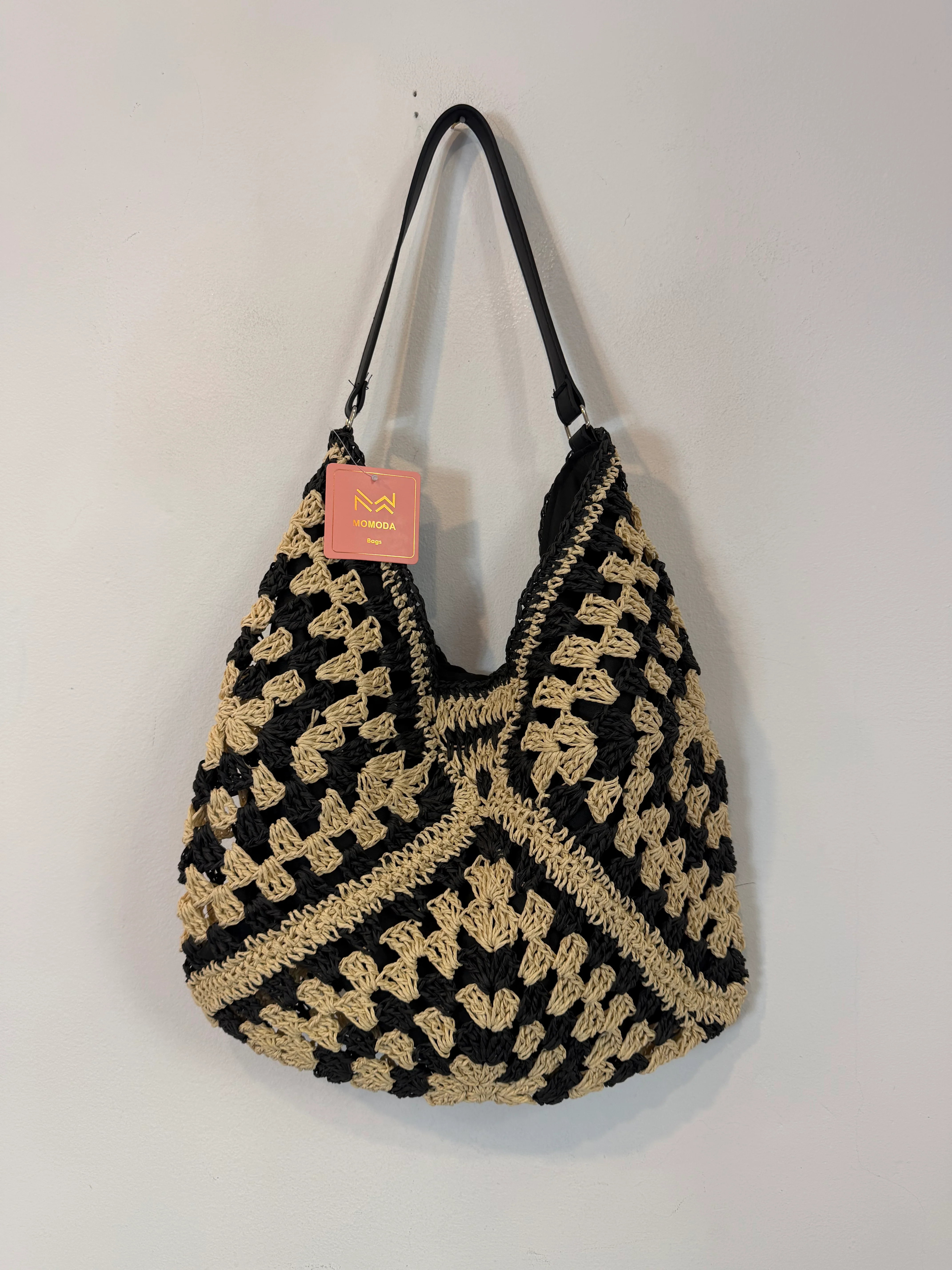 OTRAS. Bolso de hombro de paja diseño de cuadros