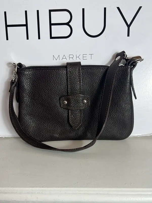 OTRAS. Bolso piel marrón asa corta