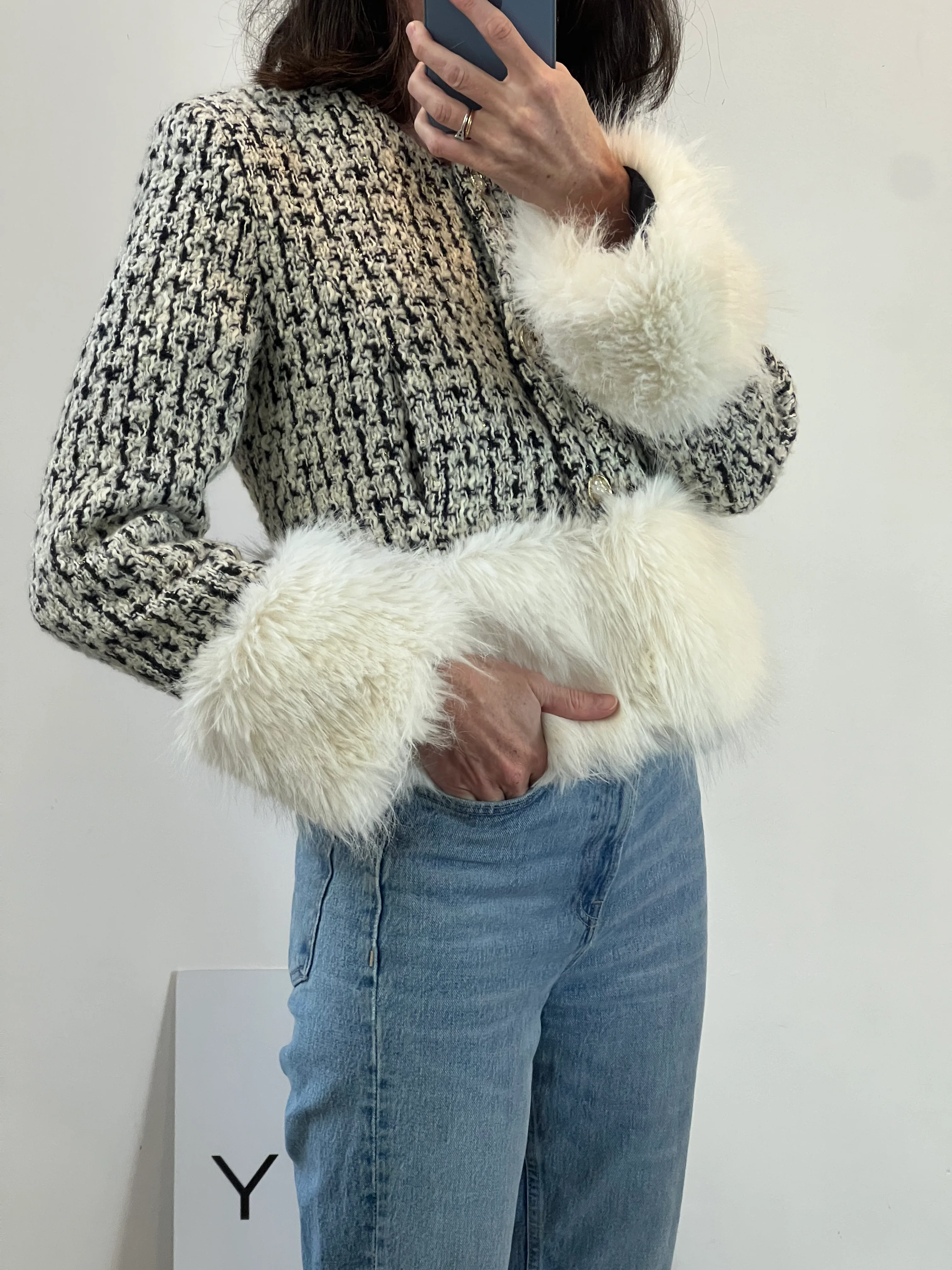 OTRAS. Chaqueta tweed pelo. T XS/S