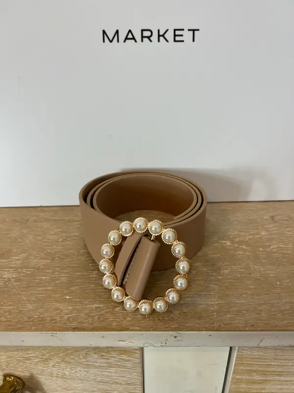 OTRAS. Cinturón beige perlas ajustable. TU