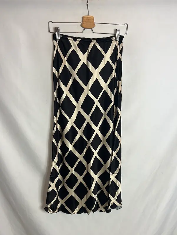 OTRAS. Falda midi estampado geométrico satinado. T S