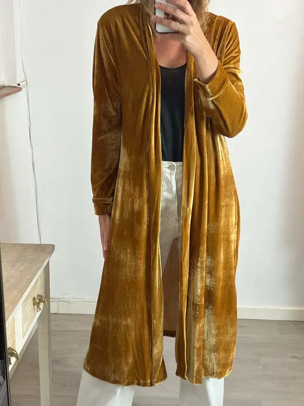 OTRAS. Kimono mostaza terciopelo. T L