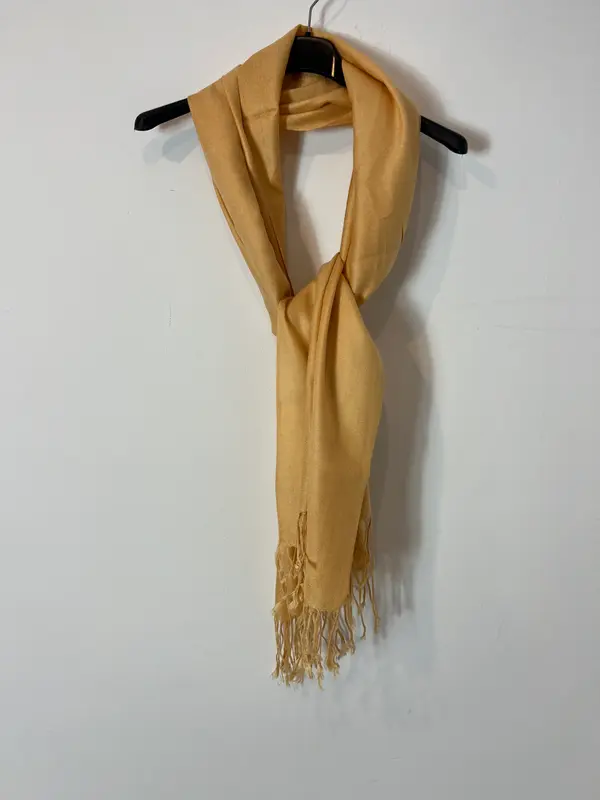 OTRAS. Pashmina tono pastel cashmere