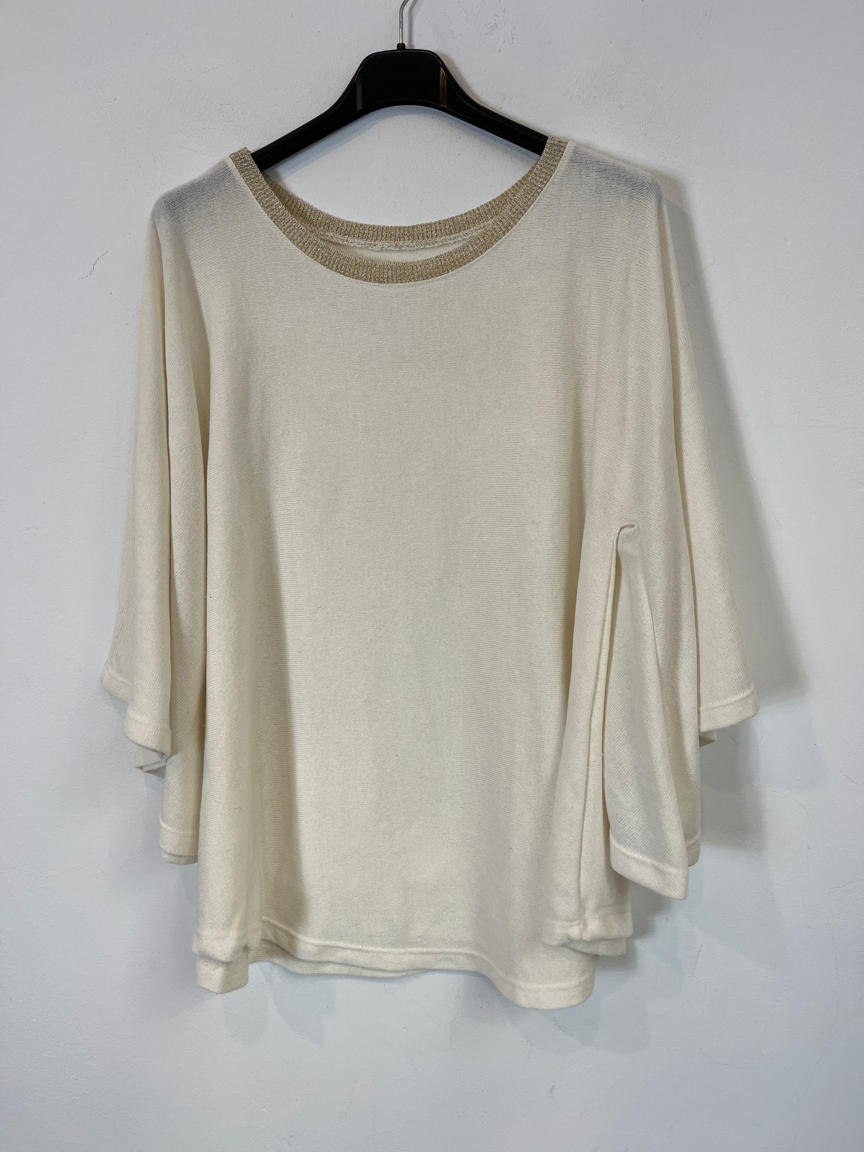 OTRAS. Top punto color crudo detalle manga. T M