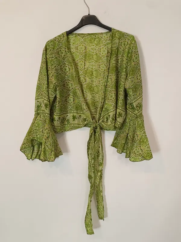 OTRAS. Top verde lazada con seda TU(S)