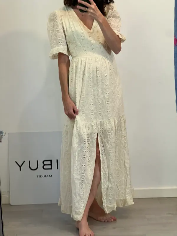 OTRAS. Vestido midi troquelado. T M