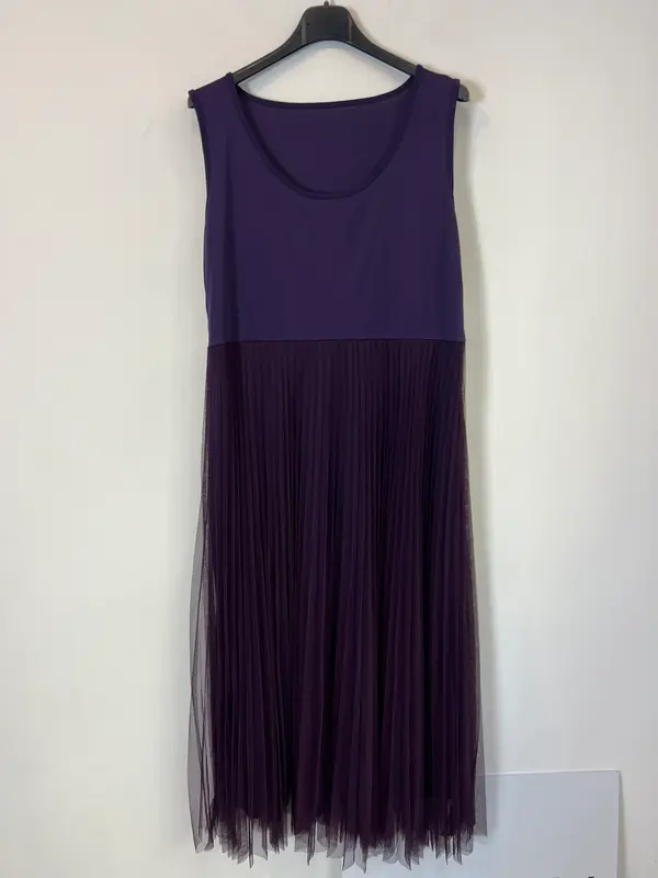 OTRAS. Vestido midi tul colore berenjena. T M