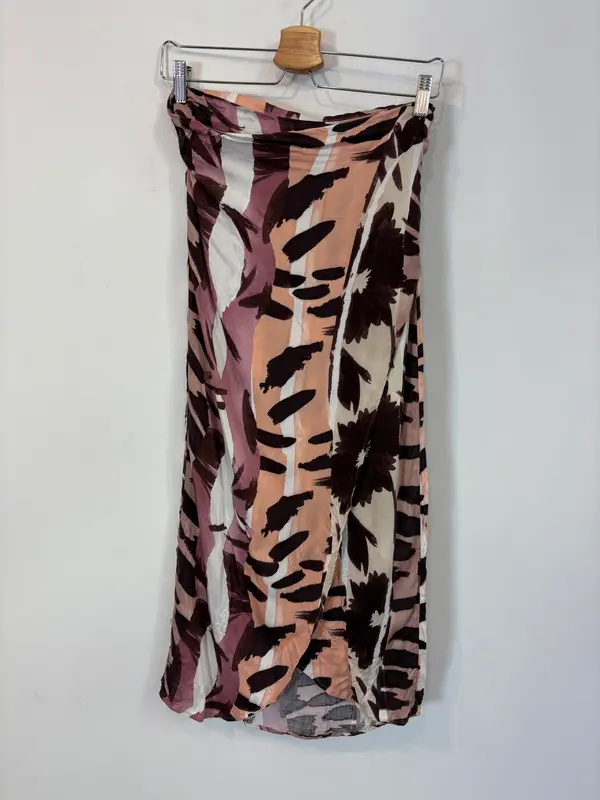 OYSHO. Falda  pareo estampada. T S