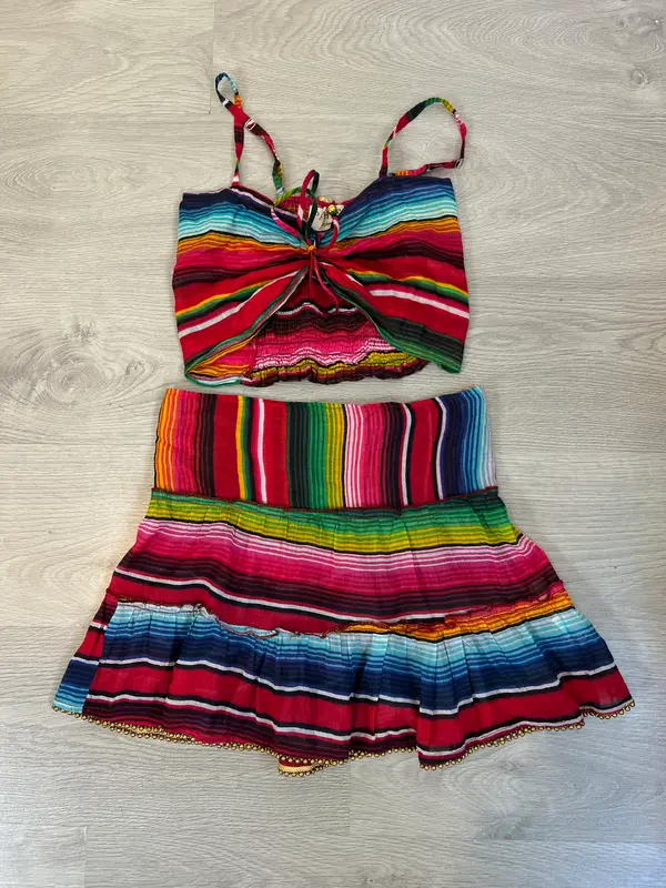 PAHIESA. Conjunto rayas fluido