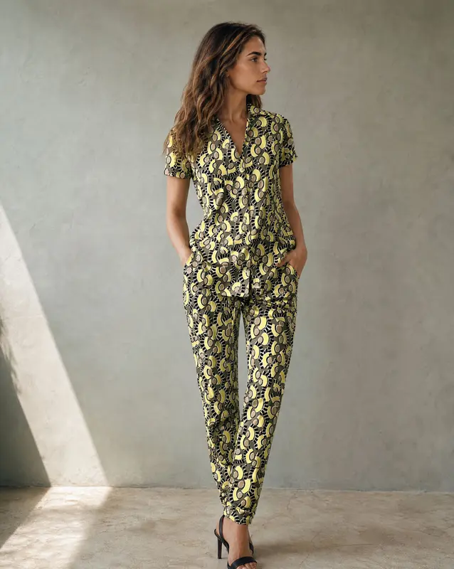 PANTALÓN ESTRECHO PESTAÑAS