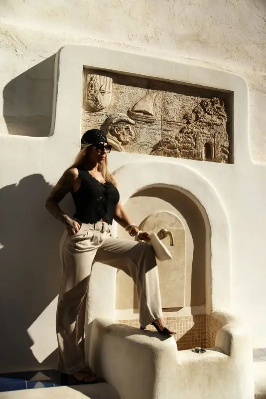 Pantalón palazzo de lino beige