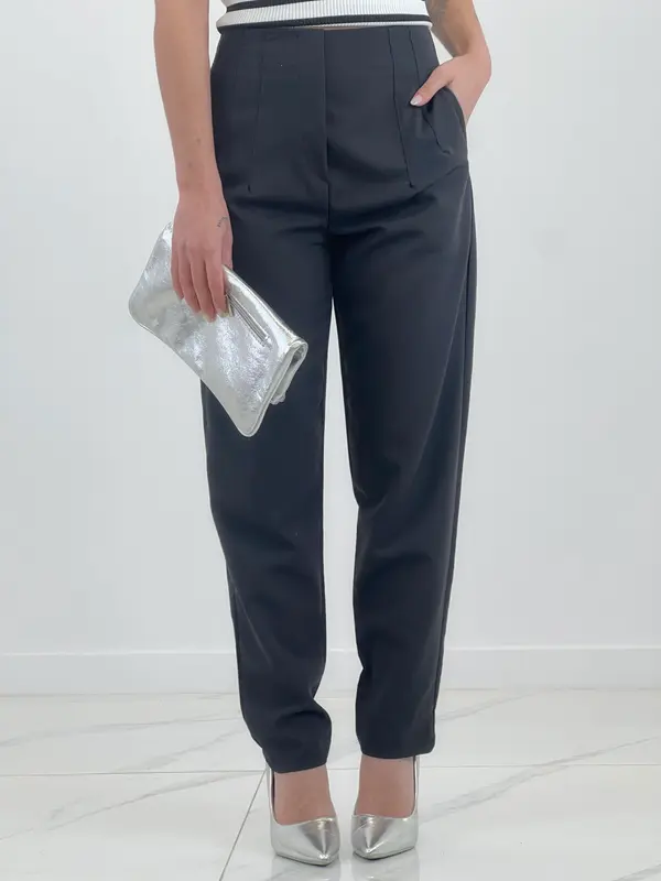 Pantalón pinzas recto