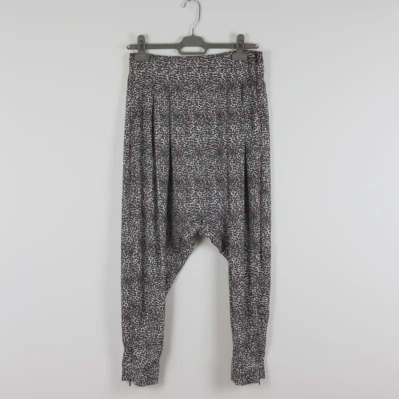 Pantalón tipo Aladino Harem Zara