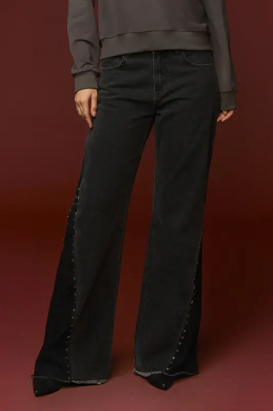 PANTALON VAQUERO NEGRO