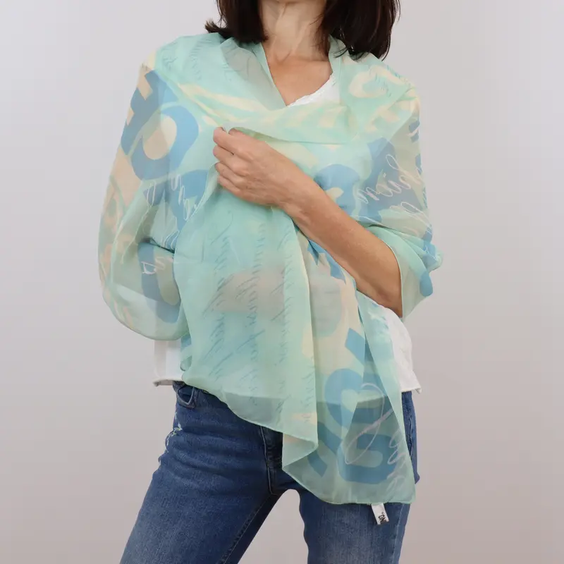 Pañuelo seda tonos azul pastel