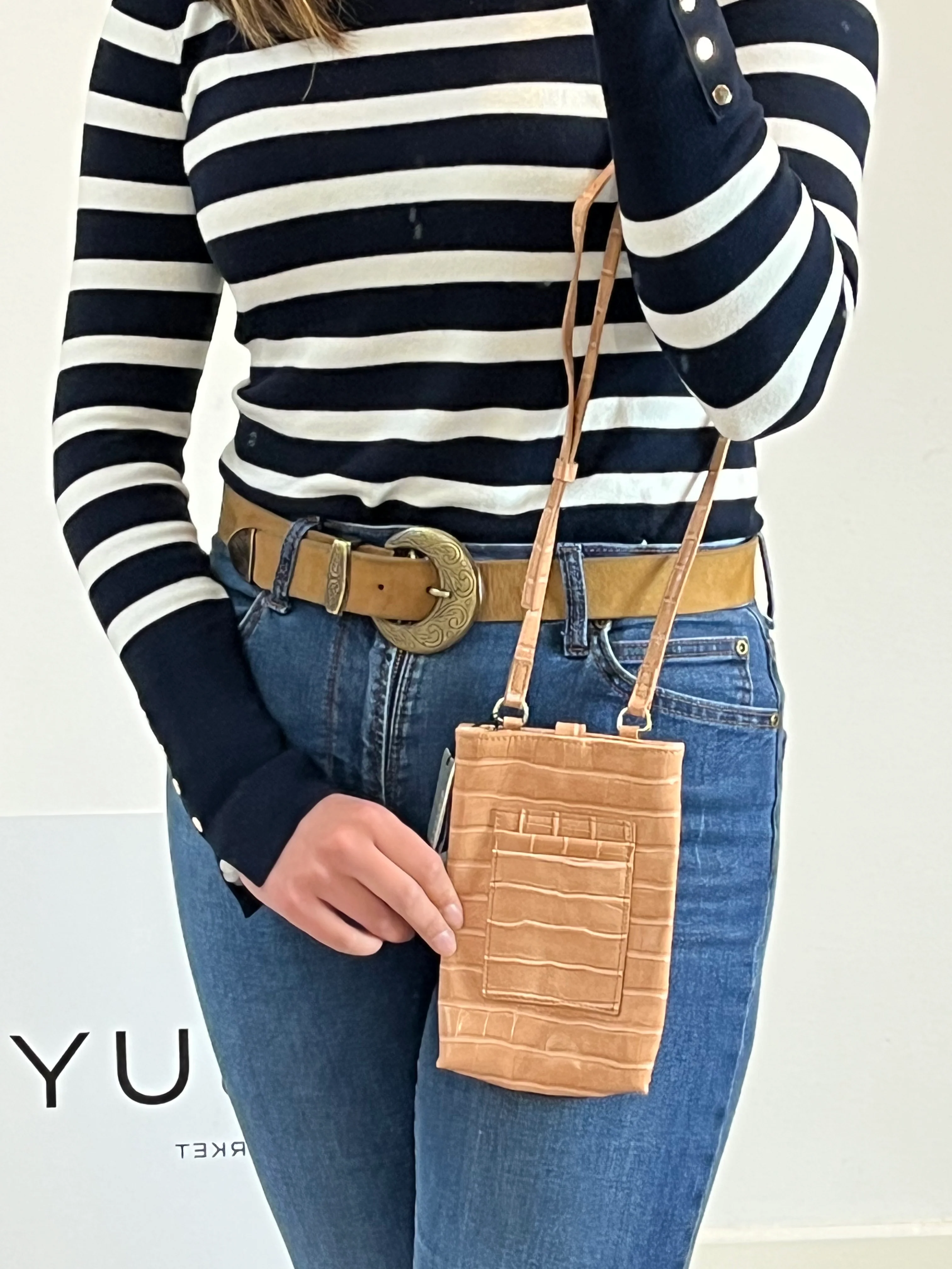 PARFOIS. Bolso mini rosa palo