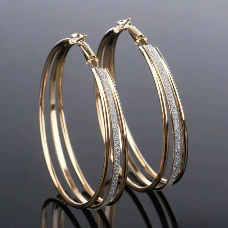 Pendientes Argolla Retro en Oro