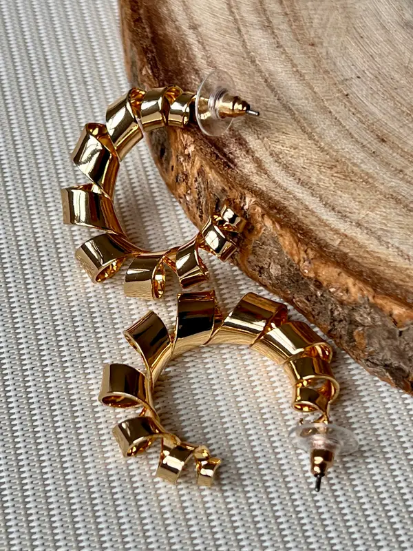Pendientes Aro Espiral Dorado