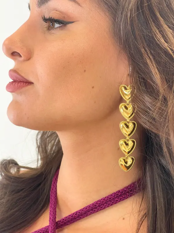Pendientes corazones colgantes