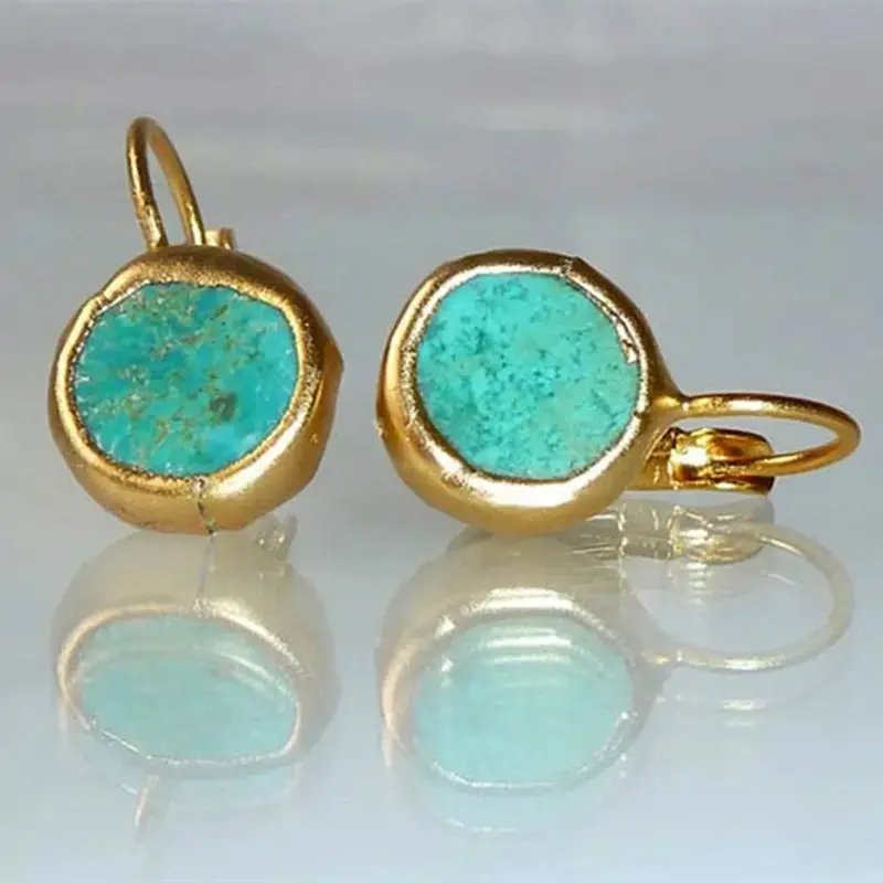 Pendientes Elegantes en Oro con Piedra Turquesa