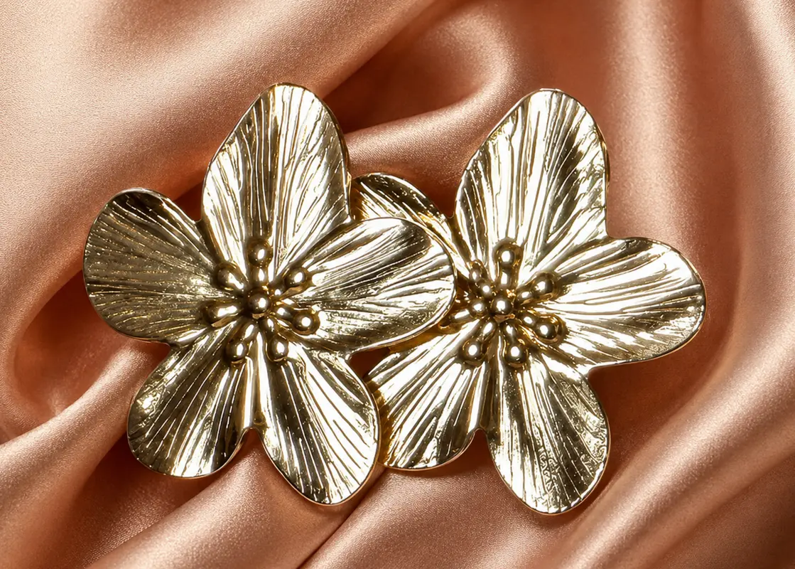 Pendientes Flor Dorada
